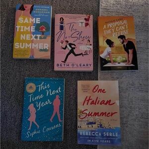 Popular Booktok books! Romance novels